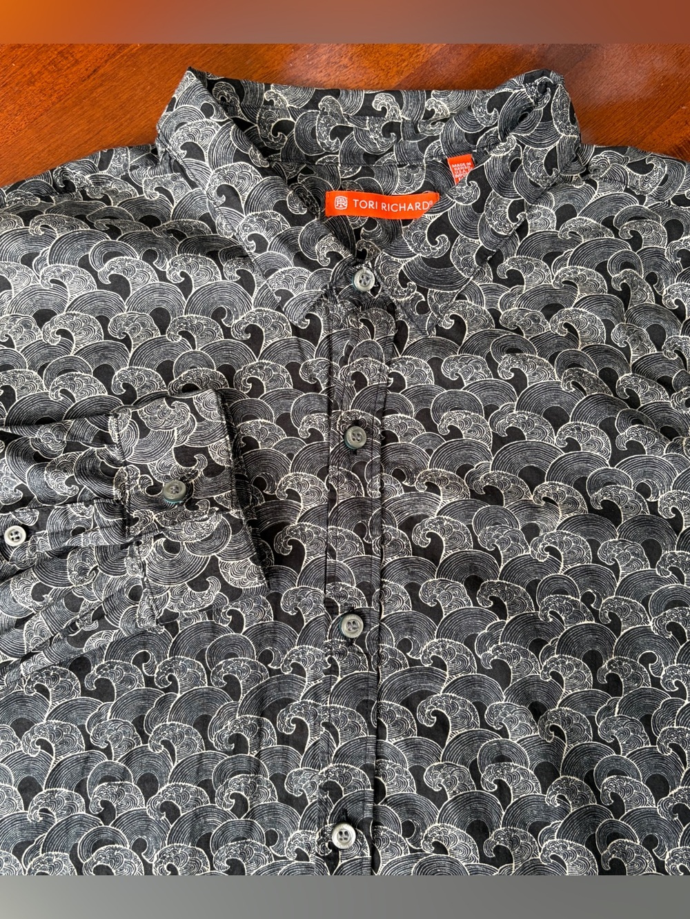Tori Richard Black‎ Waves Print Long Sleeve Cotton Button Up Shirt